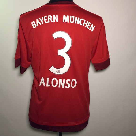 Bayern Munich Home Jersey - Picture 5 of 8